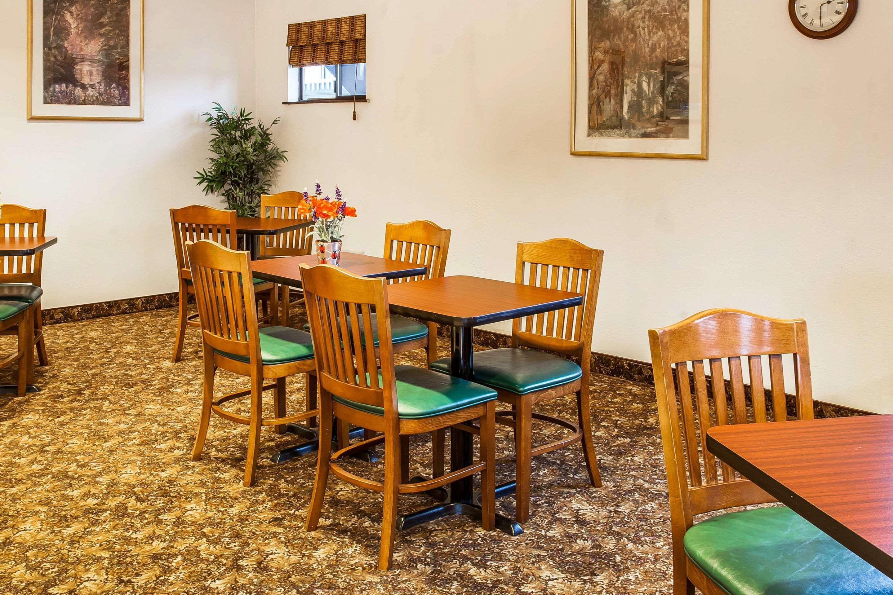 Econolodge Everett Bagian luar foto